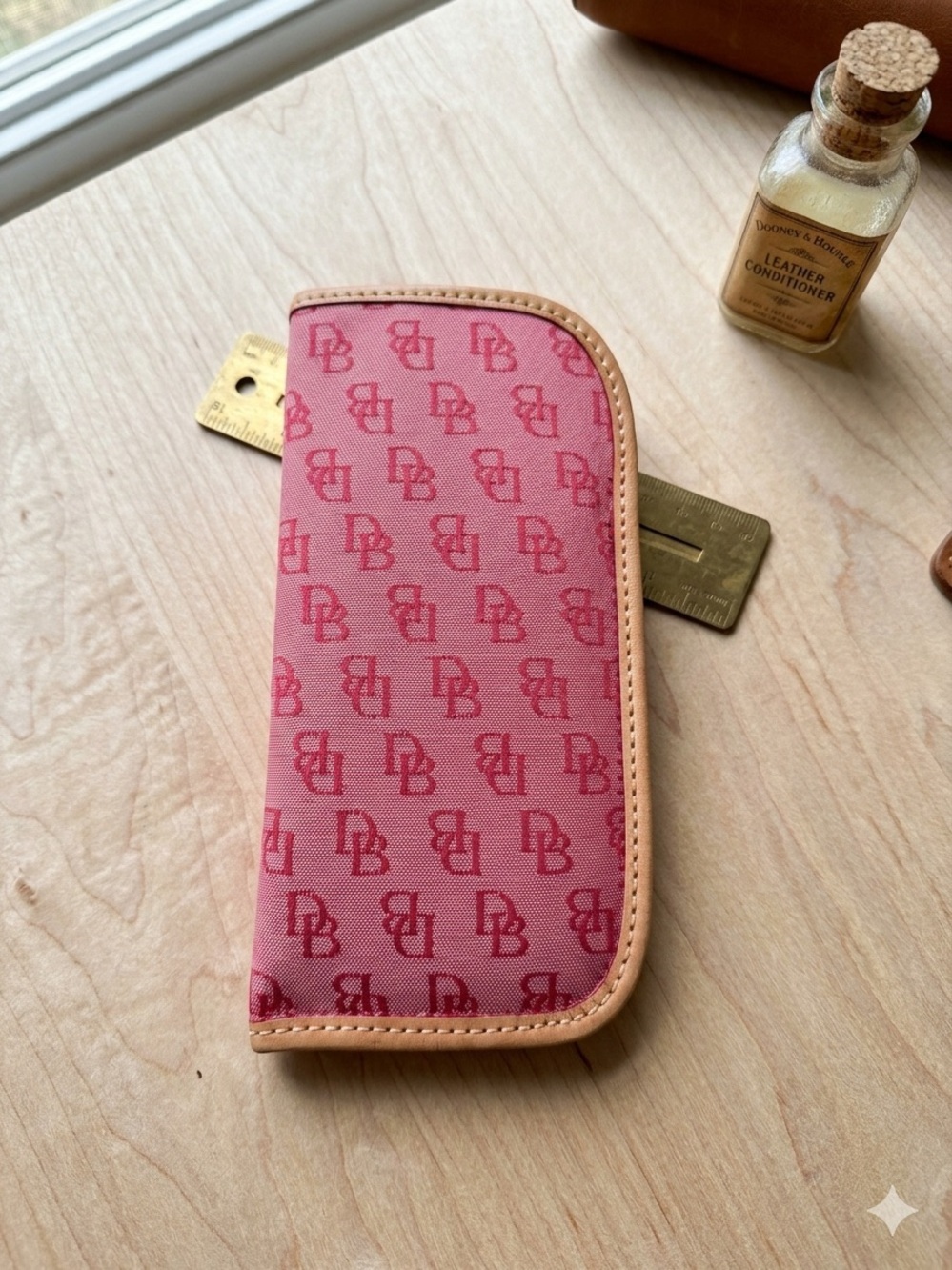 Dooney & Bourke Pink Monogram eyeglasses case  with Tan Trim vintage